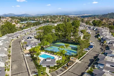 22075 Summit Hill Drive, Lake Forest, CA 92630 - Photo 35