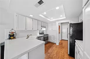 22075 Summit Hill Dr, Lake Forest, CA 92630 - Photo 9