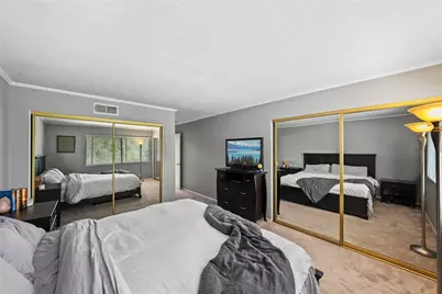 22075 Summit Hill Drive, Lake Forest, CA 92630 - Photo 15