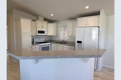 4400 W Florida #215, Hemet, CA 92545 - Photo 5