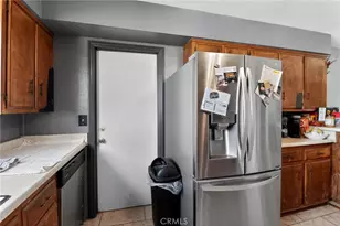 21985 Maumee Rd, Apple Valley, CA 92308 - Photo 15