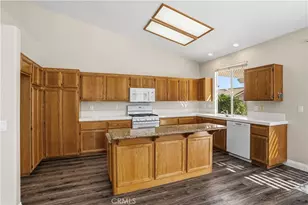 1303 Carriage Ln, Corona, CA 92878 - Photo 19