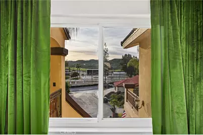 22138 Drover Way, Canyon Lake, CA 92587 - Photo 9