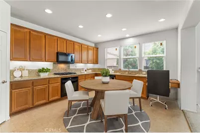 32768 Westport Way, Winchester, CA 92596 - Photo 9