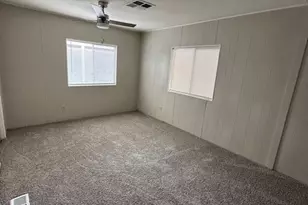 880 N Lake Steet, Hemet, CA 92544 - Photo 9