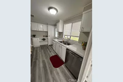 880 N. Lake Steet #69, Hemet, CA 92544 - Photo 17