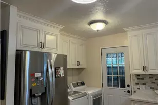 1025 S Lyon, Hemet, CA 92543 - Photo 15