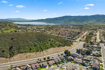 3547 Cherry Blossom Lane, Lake Elsinore, CA 92530 - Photo 23