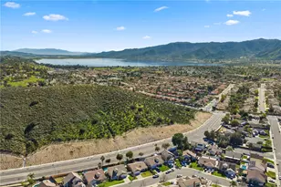3547 Cherry Blossom Ln, Lake Elsinore, CA 92530 - Photo 23