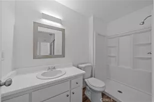 796 W Devonshire, Hemet, CA 92543 - Photo 37