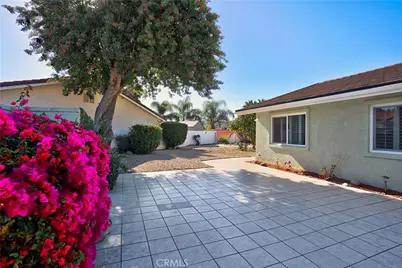 22568 Castle Crag Drive, Canyon Lake, CA 92587 - Photo 9