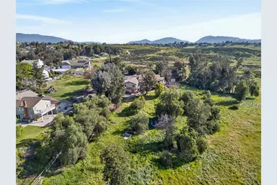 30470 Avenida Estrada, Temecula, CA 92591 - Photo 47