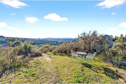 38950 Hoss Street, Temecula, CA 92592 - Photo 11