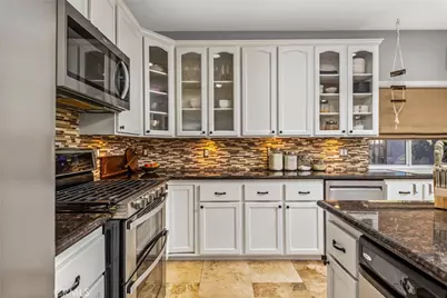 29110 Longhorn, Canyon Lake, CA 92587 - Photo 15