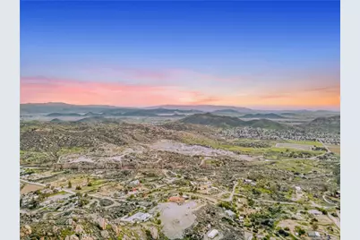 31300 Ruth Lane, Homeland, CA 92548 - Photo 43