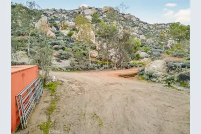 31300 Ruth Lane, Homeland, CA 92548 - Photo 29