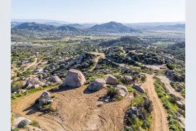 31300 Ruth Lane, Homeland, CA 92548 - Photo 47