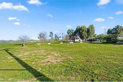 31615 Leon Road, Winchester, CA 92596 - Photo 33