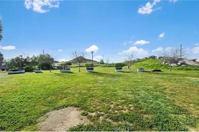 31615 Leon, Winchester, CA 92596 - Photo 49