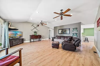 31615 Leon, Winchester, CA 92596 - Photo 15