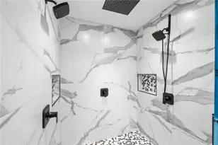 6 Kingston Ct, Coronado, CA 92118 - Photo 17