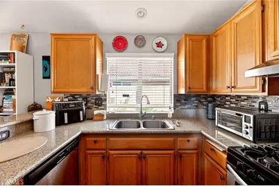 3688 Sydney, Hemet, CA 92545 - Photo 17