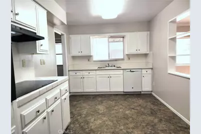 27131 Pinehurst Road, Menifee, CA 92586 - Photo 5