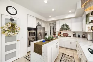 40027 Gibraltar, Murrieta, CA 92562 - Photo 17