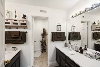 40027 Gibraltar, Murrieta, CA 92562 - Photo 29