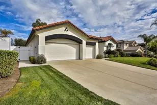 42729 Settlers, Murrieta, CA 92562 - Photo 3