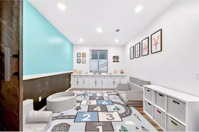 27049 Maltese, Menifee, CA 92584 - Photo 9