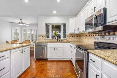 29595 Longhorn Drive, Canyon Lake, CA 92587 - Photo 27