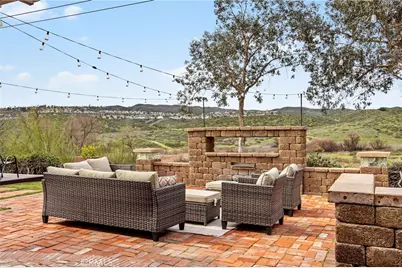 29595 Longhorn Drive, Canyon Lake, CA 92587 - Photo 43