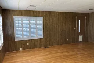 1635 Santa Susana Dr, Hemet, CA 92543 - Photo 9