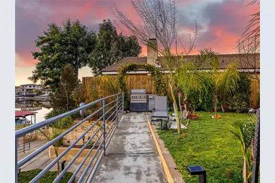 23572 Continental Drive, Canyon Lake, CA 92587 - Photo 11