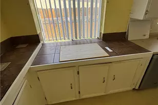 40805 Whittier Ave, Hemet, CA 92544 - Photo 11