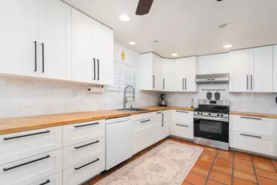 23825 Corte Picante, Murrieta, CA 92562 - Photo 11