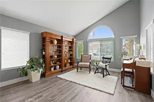 25454 Alpine Ct, Murrieta, CA 92563 - Photo 7