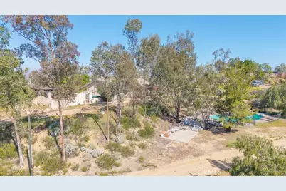 24000 Crab Hollow, Wildomar, CA 92595 - Photo 43