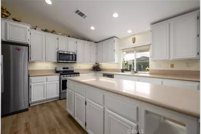 39559 Stags Leap Drive, Murrieta, CA 92563 - Photo 5