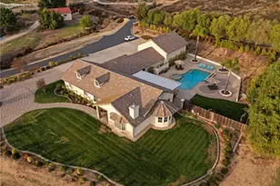 39581 Sperry Ct, Temecula, CA 92591 - Photo 5