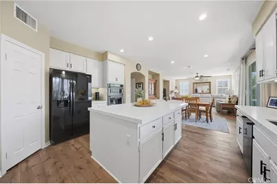 23825 Hayes, Murrieta, CA 92562 - Photo 19