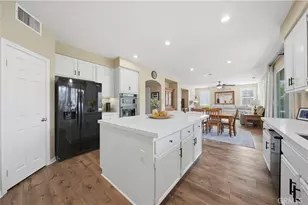 23825 Hayes, Murrieta, CA 92562 - Photo 19