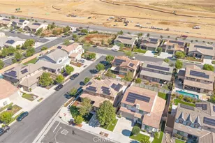 29742 Carmague Ln, Menifee, CA 92584 - Photo 7