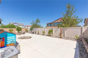 29742 Carmague Ln, Menifee, CA 92584 - Photo 15