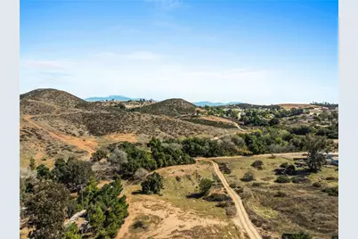24484 Olive Street, Menifee, CA 92584 - Photo 21