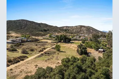 24484 Olive Street, Menifee, CA 92584 - Photo 29