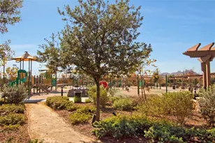 34579 Candlestick Cir, Murrieta, CA 92563 - Photo 53