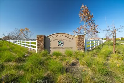 30800 Mossy Bend Ln., Murrieta, CA 92563 - Photo 33