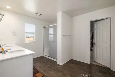 30800 Mossy Bend Ln., Murrieta, CA 92563 - Photo 19